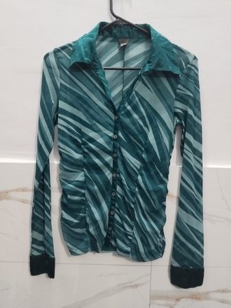 Esprit Collection Sheer gerafftes Hemd mit Knopfleiste