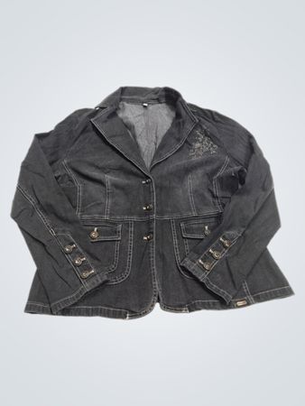 Jeansjacke mit dekorativen Stickereien