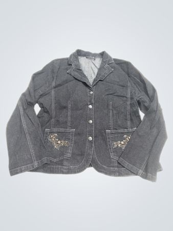 Jeansjacke mit bestickten Taschen