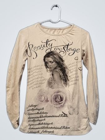 Langarmshirt mit „Beauty on Stage“-Grafik
