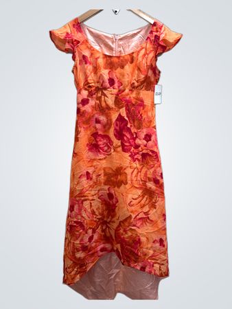 Orange Kleid mit Blumenmuster