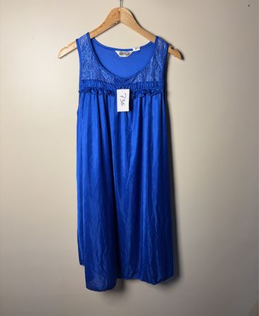 Bella Marte Blue Spitzenverzierte Nachthemd