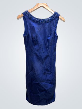 David's Bridal Blaues Kleid mit Perlenbesetztem Ausschnitt