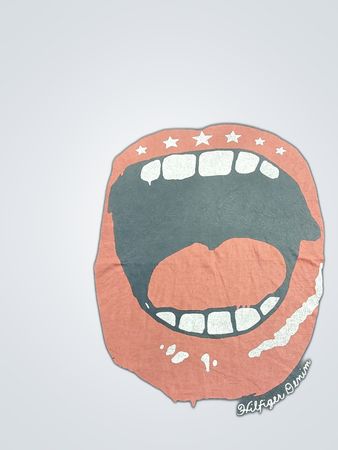 Tommy Hilfiger Printed Graphic T-Shirt