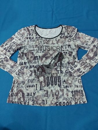 Long Sleeve Graphic Top