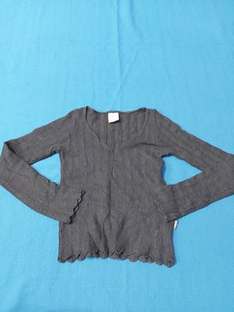 Gray Long-Sleeve Top