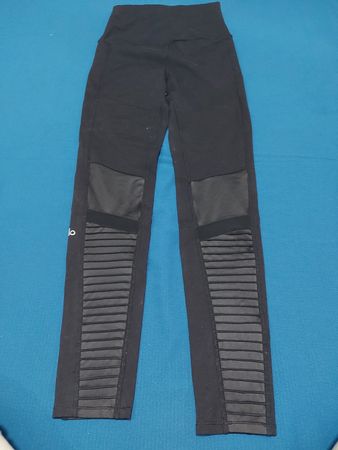 Alo Black Leggings