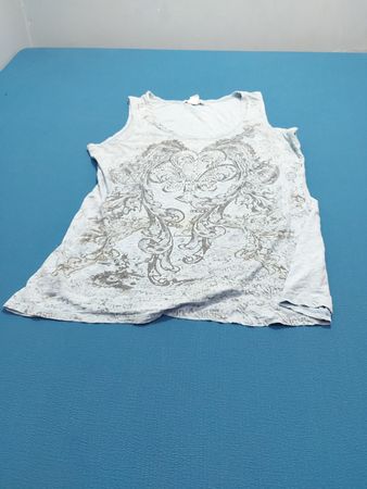 R&B Tanktop mit Herzgrafik