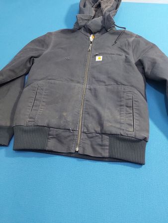 Jaqueta Carhartt forrada de Sherpa com zíper completo