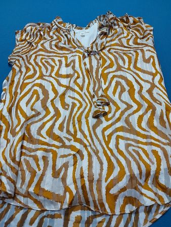 Tamara H. Zebra Print Bluse