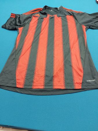 Adidas ClimaCool gestreiftes Fußballtrikot