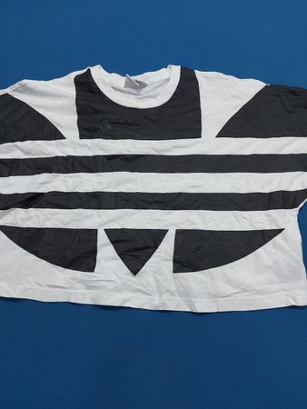 Adidas T-Shirt