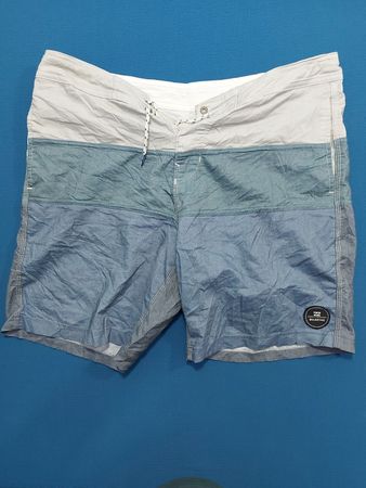 Billabong Gestreifte Badeshorts