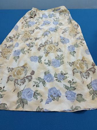 JOHN ROBERTS Petite Floral Print Skirt