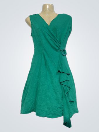 Grünes ärmelloses Wickelkleid mit Rüschen