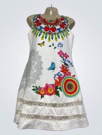 Weißes ärmelloses Kleid mit Blumen- und Schmetterlingsdruck