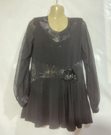 Afibel schwarze, transparente Ärmeltunika mit Verzierungen