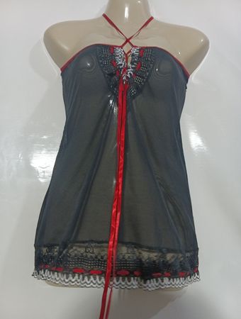 Schwarzes Mesh-Babydoll mit roter Spitze und Schleifendetail