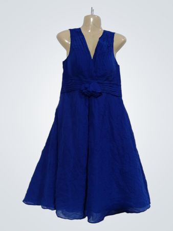 1.2.3 Paris Blauer V-Ausschnitt Ärmelloses Kleid mit Blumenapplikation