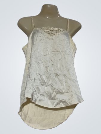 Cremé-Spitzencamisole