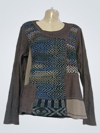 Braunes langärmeliges Patchwork-Oberteil
