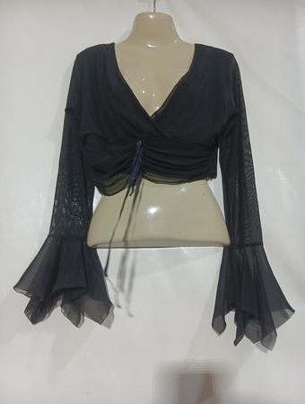 Schwarzes Netz-Bell-Sleeve-Cropped-Top