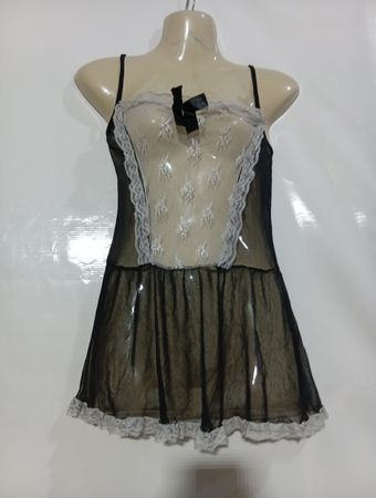 Schwarzes durchscheinendes Babydoll mit Spitzensaum