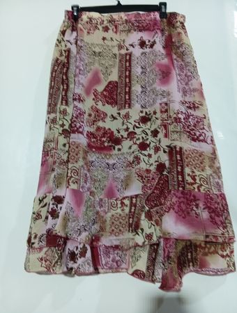 Celine.L Patchwork Floral Midirock