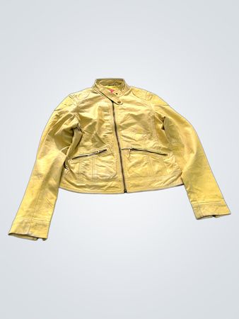 BLENDSY Gelbe Lederjacke mit dem Text 'Feel the rhythm'