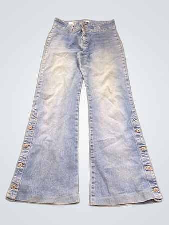 AMA ZING Bell Bottom Jeans mit seitlichen Knöpfen