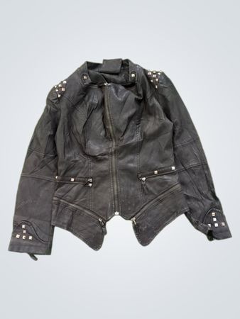 Jaqueta de Couro Sintético com Tachas COOPER OUTWEAR