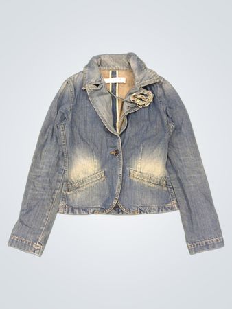 JAQUETA JEANS FEMININA AZUL TRF DENIM COM ACENTO DE FLOR