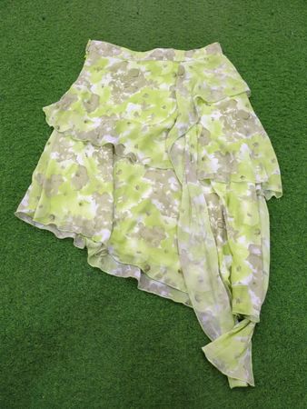 Jonathan Martin Studio Damen Floral Print Rüschenschnitt Asymmetrischer Rock