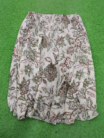 Dressbarn Floral Print Midi Rock