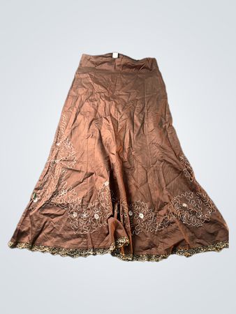 Brauner bestickter Maxi-Rock