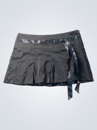 nhand Bass Jeans schwarzer plissierter Rock mit Banddetail