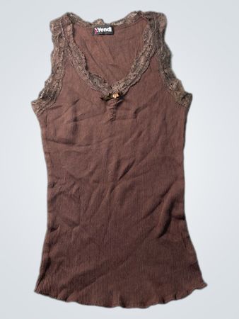 Yendi Brown Spitzenbesatz Rippstrick-Top