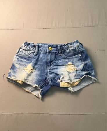 Denims New York 2010 Distressed Denim-Shorts
