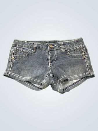 Jeansshorts mit verzierten Taschen