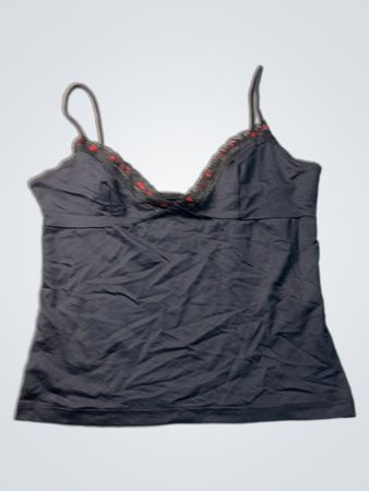 Dunkelgraues Camisole mit roter Einfassung