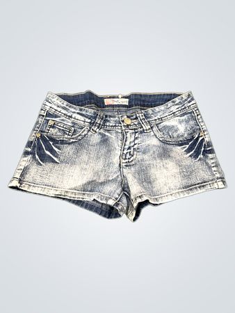 Wallflower-Jeansshorts