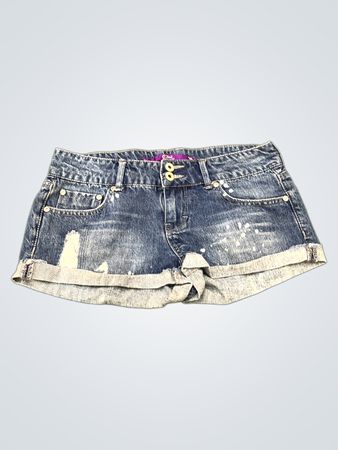 Pink-Jeans-Shorts