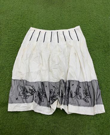 Marks & Spencer Autograph White Pleated Skirt with Black Embroidery