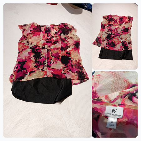 Blouse à imprimé floral avec doublure noire