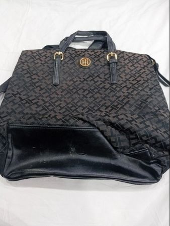 トミーヒルフィガー モノグラム トートバッグ