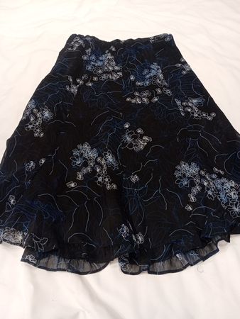 Sag Harbor Petite Floral Print Midi Skirt