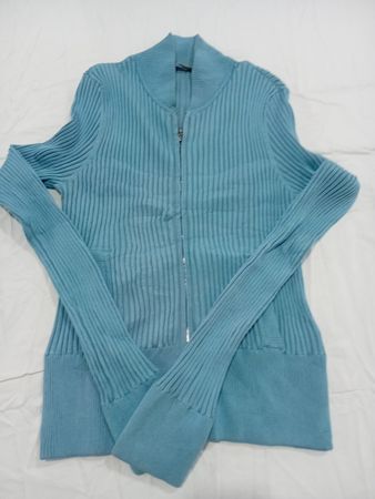 Knitwear Bundle: ESSENDI, Cherokee, Christopher & Banks Sweaters & Cardigans