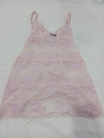 Robe nuisette en dentelle rose