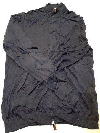 Marineblauer Pullover