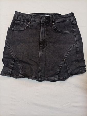 Forever 21 Black Denim Skirt